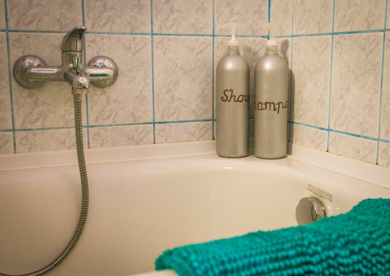 Green Apartment บูดาเปสต์ ภายนอก รูปภาพ